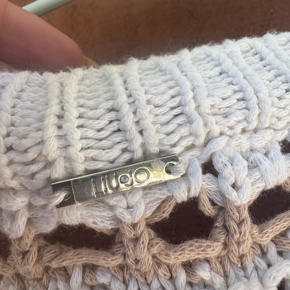 Liu Jo Knit V Sweater Tee, Italian - Picture 9 of 9